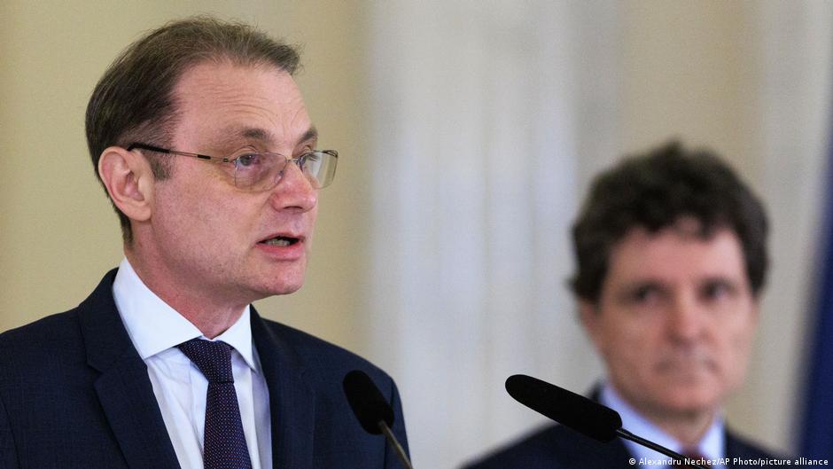 Analiză parlamentară: Posibile combinații pentru guvernul lui Luca Niculescu și riscul de captivitate a PSD
